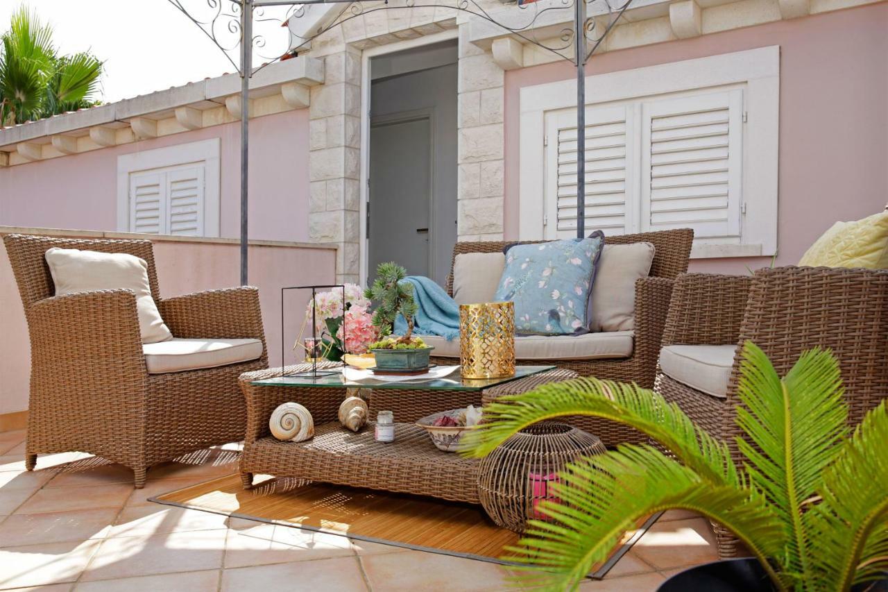 Apartment Ambroz Vela Luka Extérieur photo